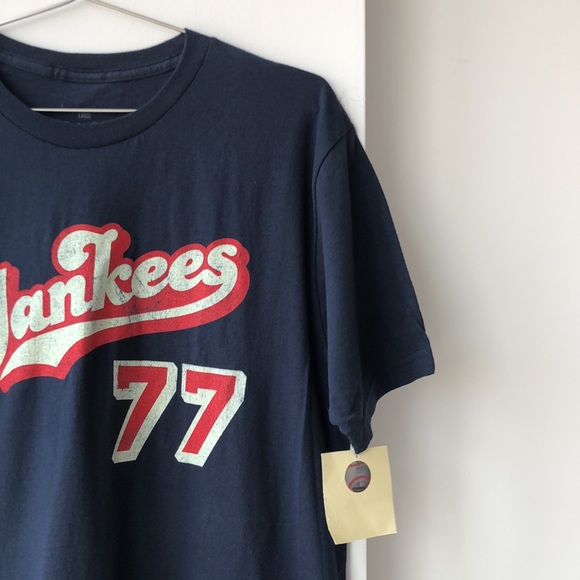 Wright & Ditson Vintage Style Yankees Graphic Tee! - Picture 2 of 7